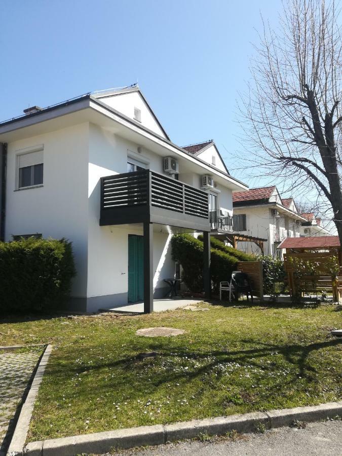Apartments Matija Terme プトゥイ エクステリア 写真